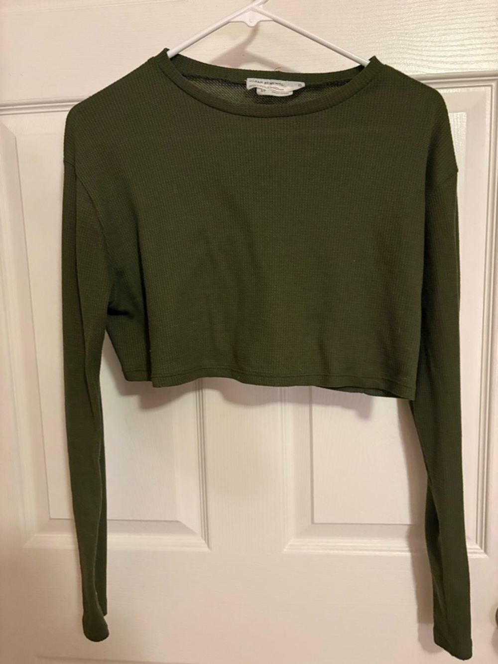Urban Outfitters Olive Ribbed Long-Sleeve Cropped Tee